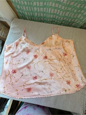 Silky Pink Floral Slip Chemise. Adj. straps. Ladies large